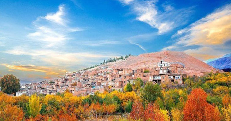 جاذبه ها و تفریحات،  کوهنوردی و پیاده روی در خرو